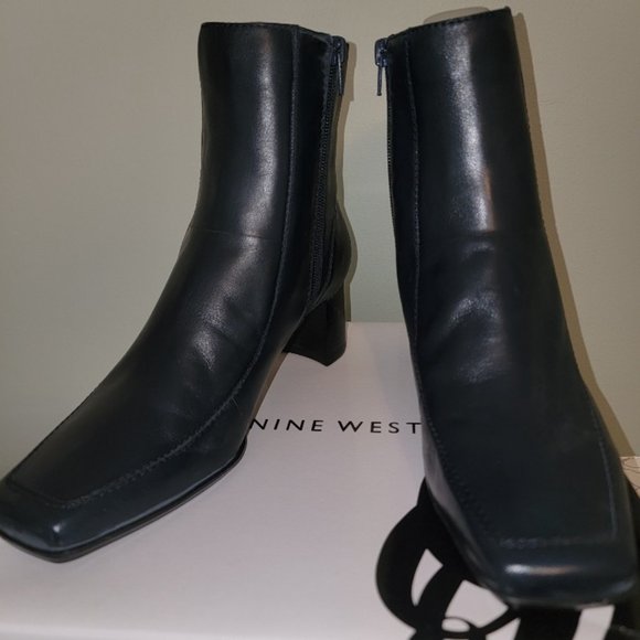 Nine West Navy Ankle Boots Size 8.5 - Picture 2 of 11